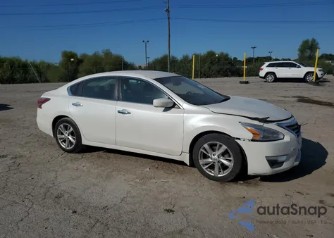 2014 Nissan Altima 2.5 z USA, uszkodzony, nr VIN 1N4AL3AP6EC274016